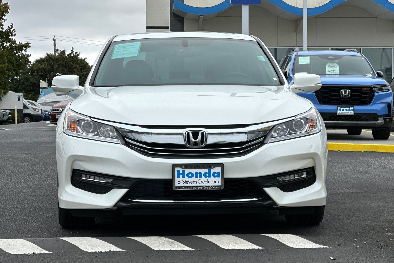 Used 2017 Honda Accord EX-L image 6