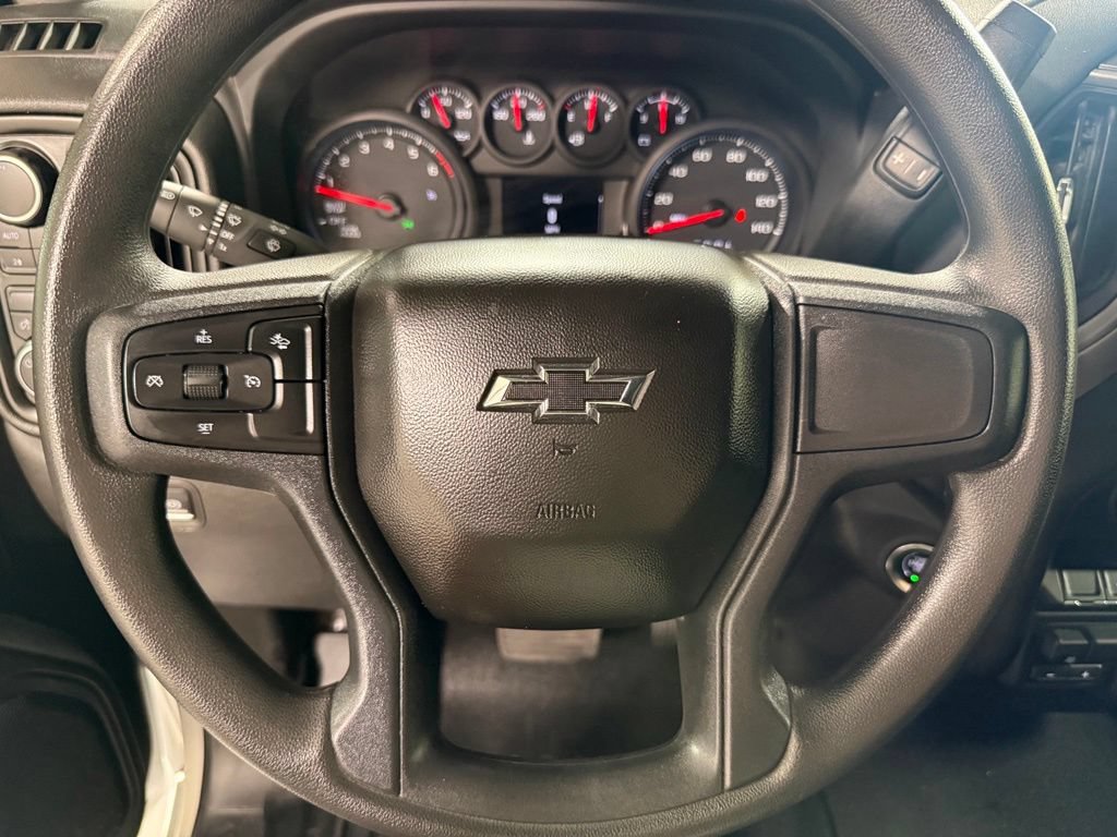 Used 2025 Chevrolet Silverado 1500 Custom Trail Boss AWD/4WD image 13