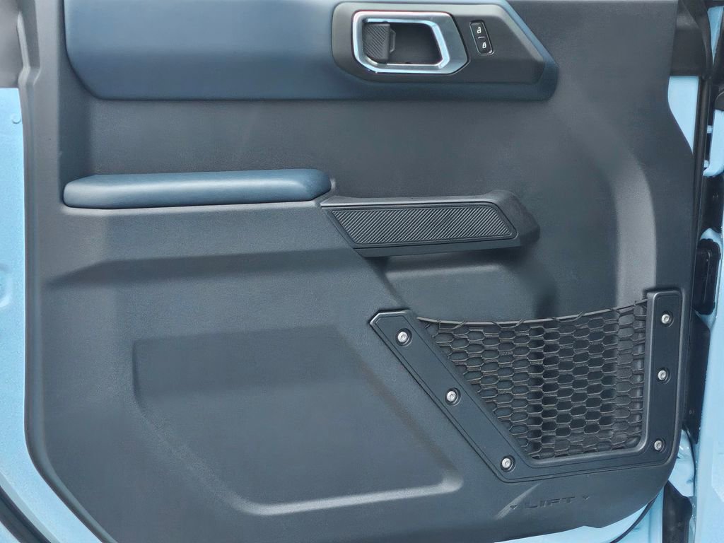 New 2025 Ford Bronco Heritage Edition image 33