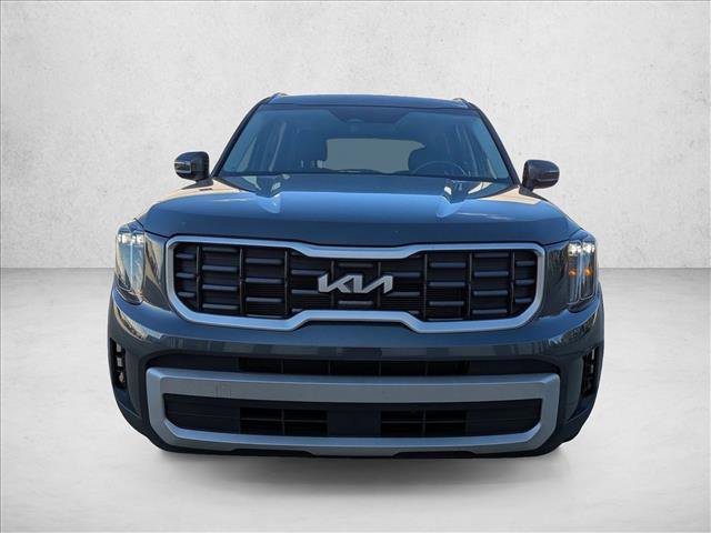 Used 2024 Kia Telluride S image 2