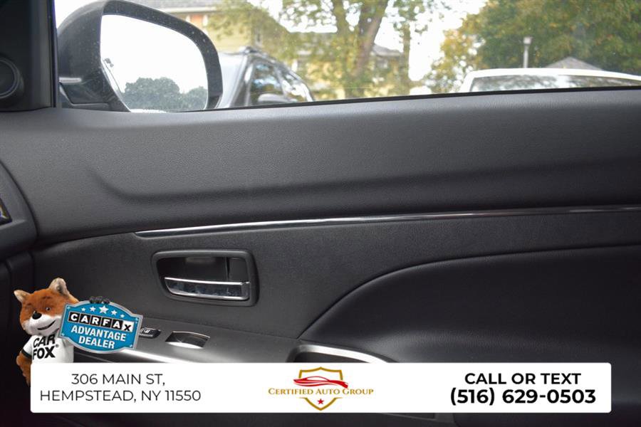 Used 2023 Mitsubishi Outlander Sport SE image 19