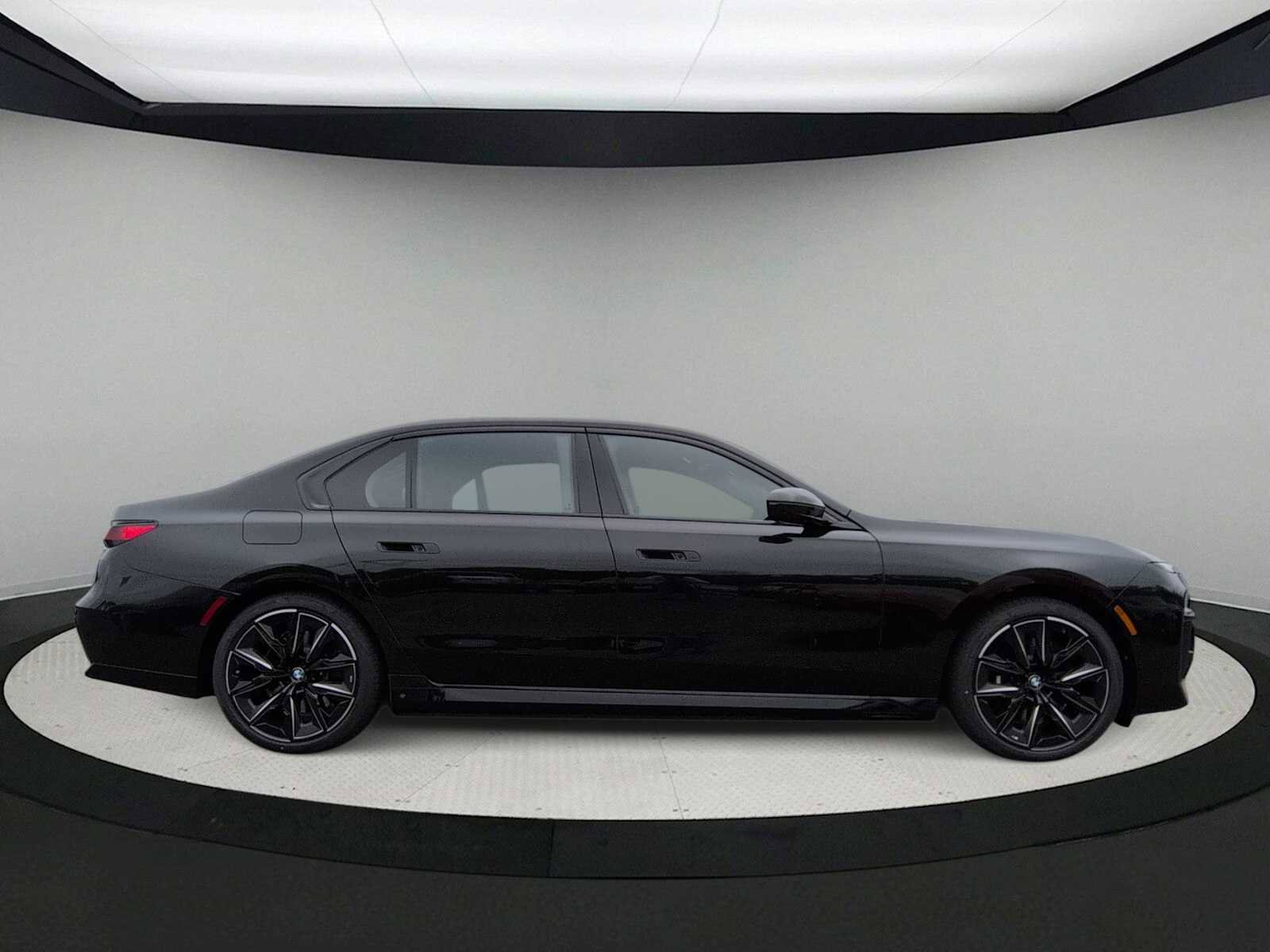 New 2026 BMW 750e xDrive w/ Executive Package AWD/4WD image 9