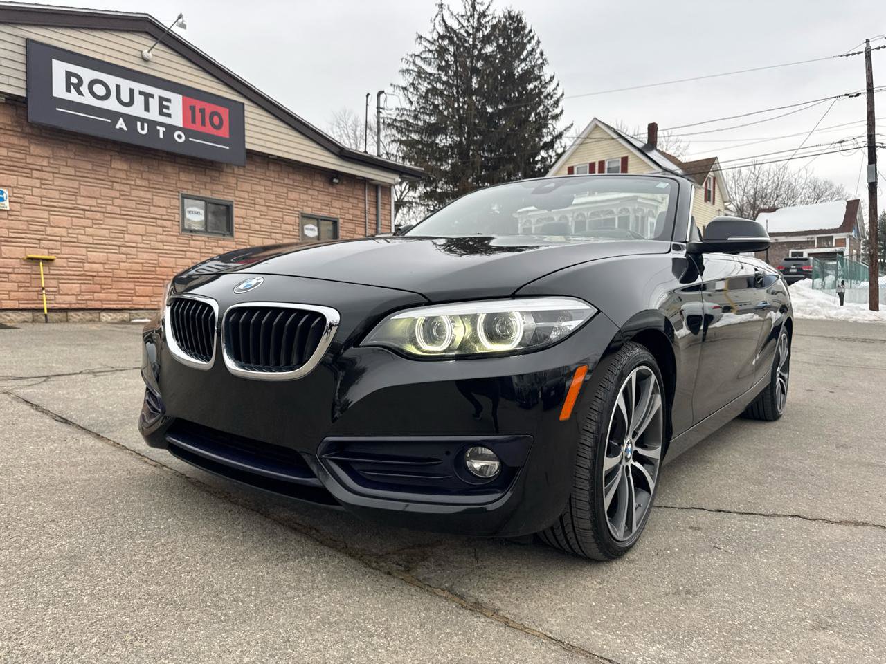 Used 2018 BMW 230i xDrive Convertible image 1