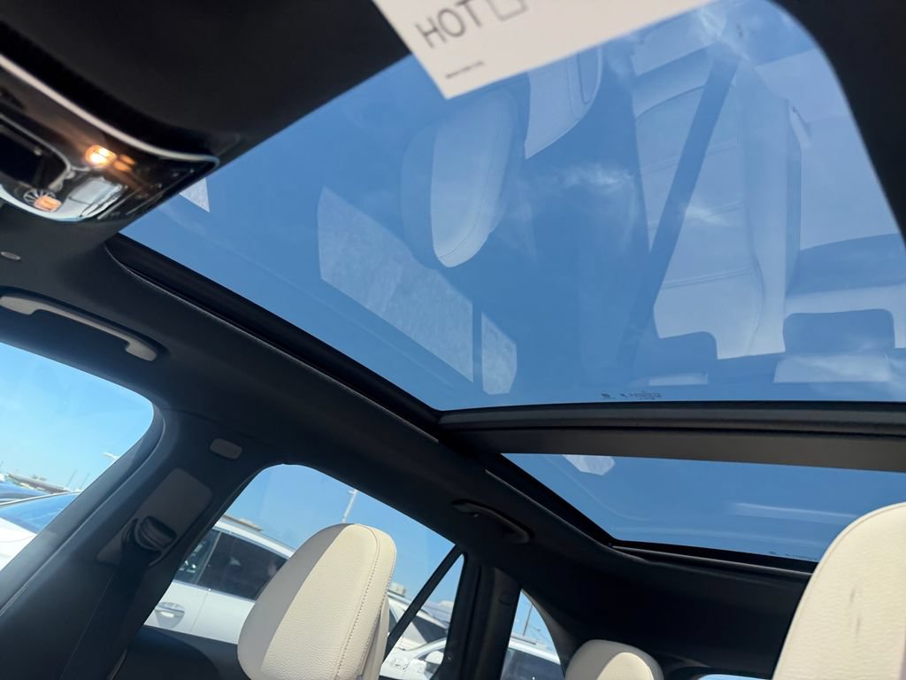 New 2026 Mercedes-Benz GLC 300 image 17