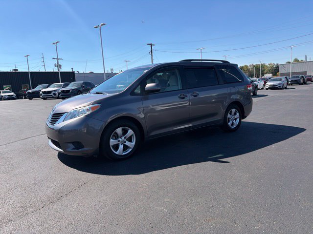 Used 2014 Toyota Sienna LE FWD image 20