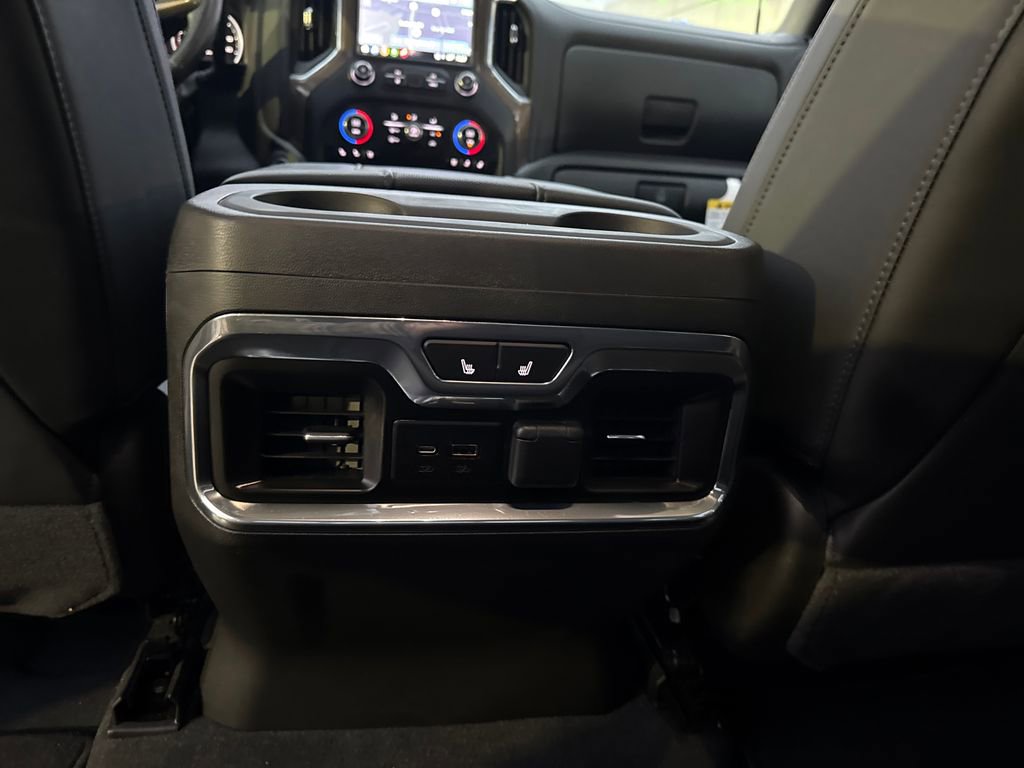 Used 2023 Chevrolet Silverado 3500 High Country image 33