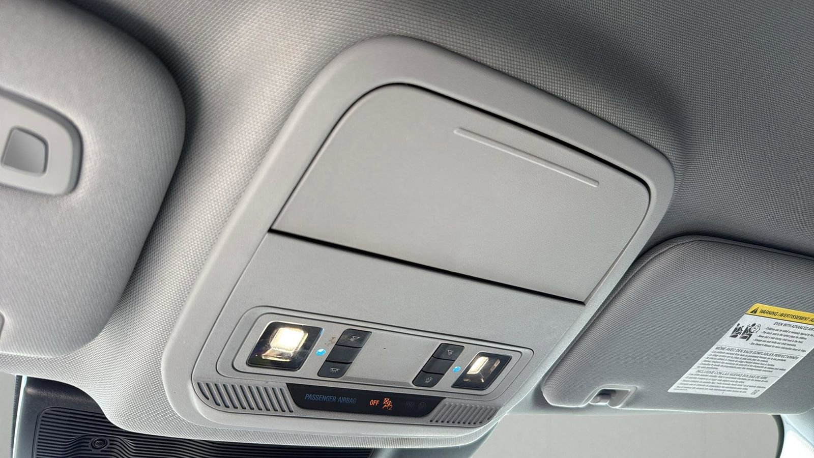 Used 2020 Ford Explorer Limited image 23