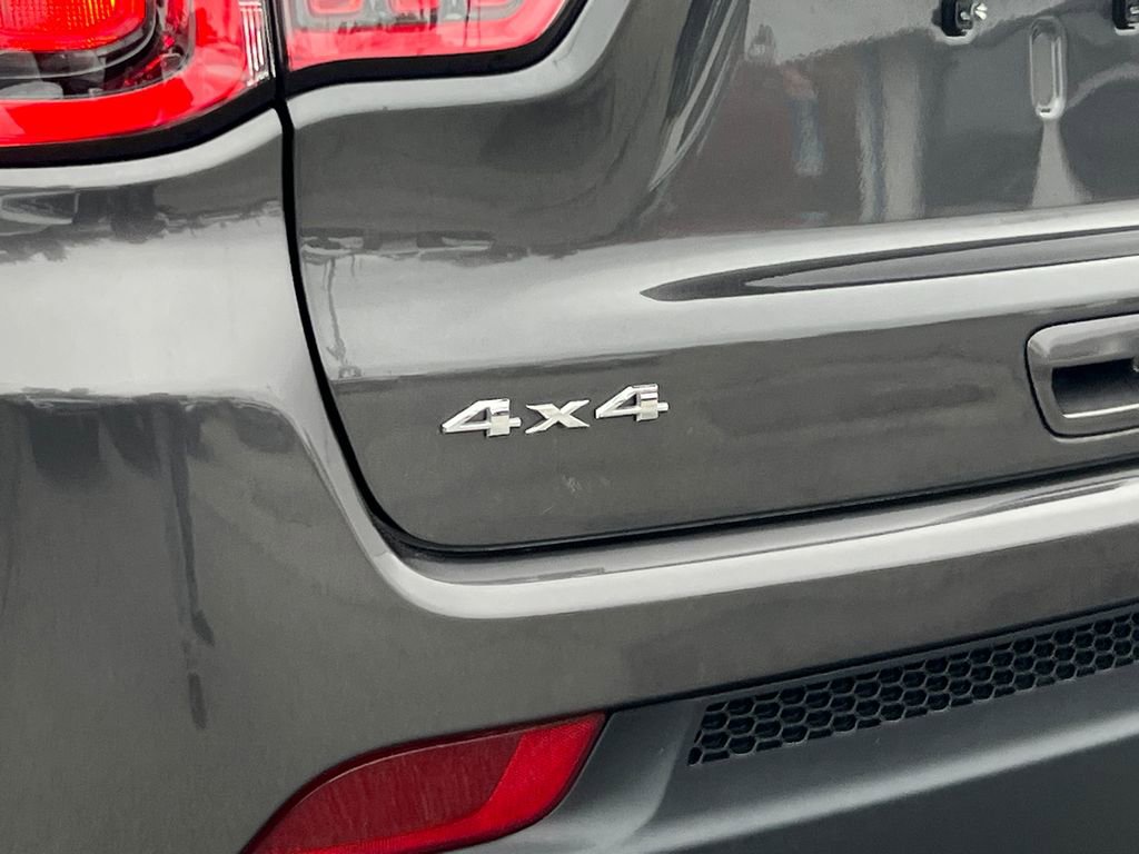 Used 2022 Jeep Compass Latitude w/ Convenience Group image 7