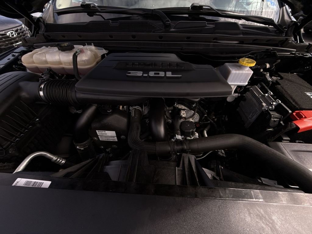 Used 2021 RAM 1500 Laramie image 23