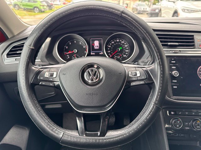 Used 2018 Volkswagen Tiguan SE AWD/4WD image 11