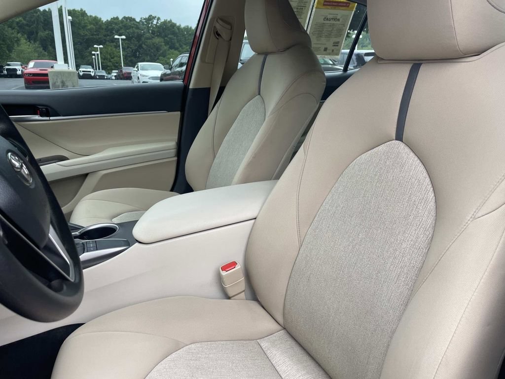 Used 2023 Toyota Camry LE FWD image 21