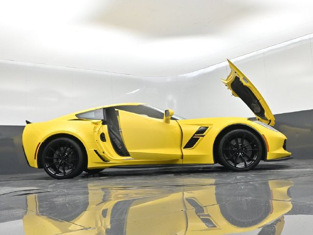 Used 2017 Chevrolet Corvette Grand Sport RWD image 72