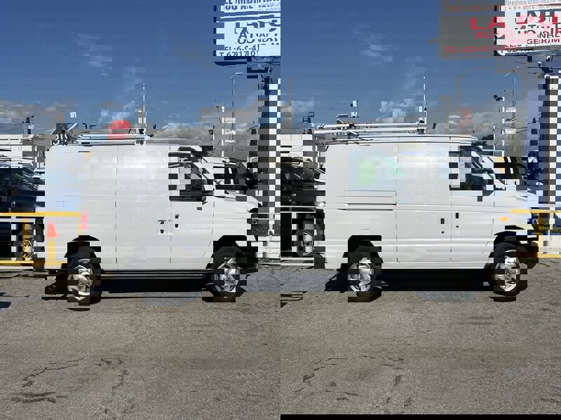 Used 2013 Ford E-150 and Econoline 150 image 2