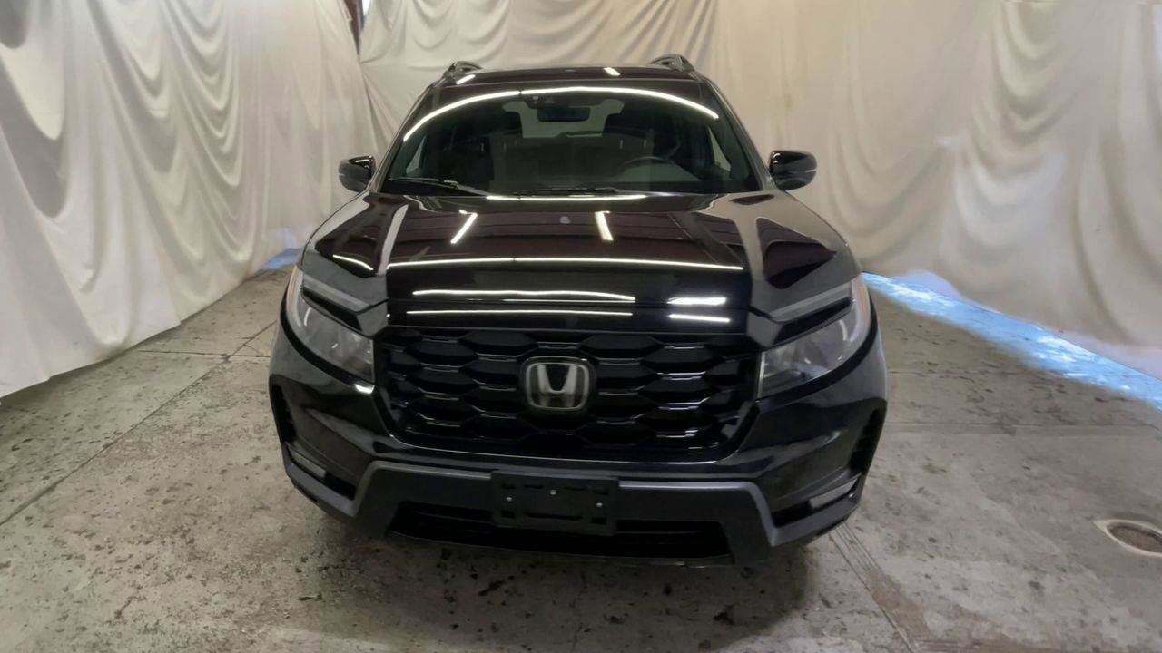Used 2022 Honda Passport Elite image 3