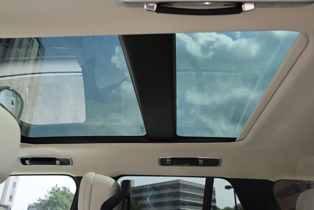 New 2026 Land Rover Range Rover SE AWD/4WD image 34
