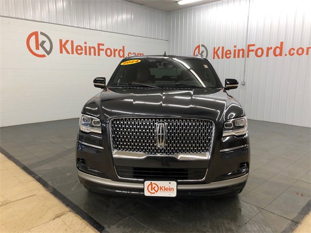 Used 2024 Lincoln Navigator L Reserve image 2