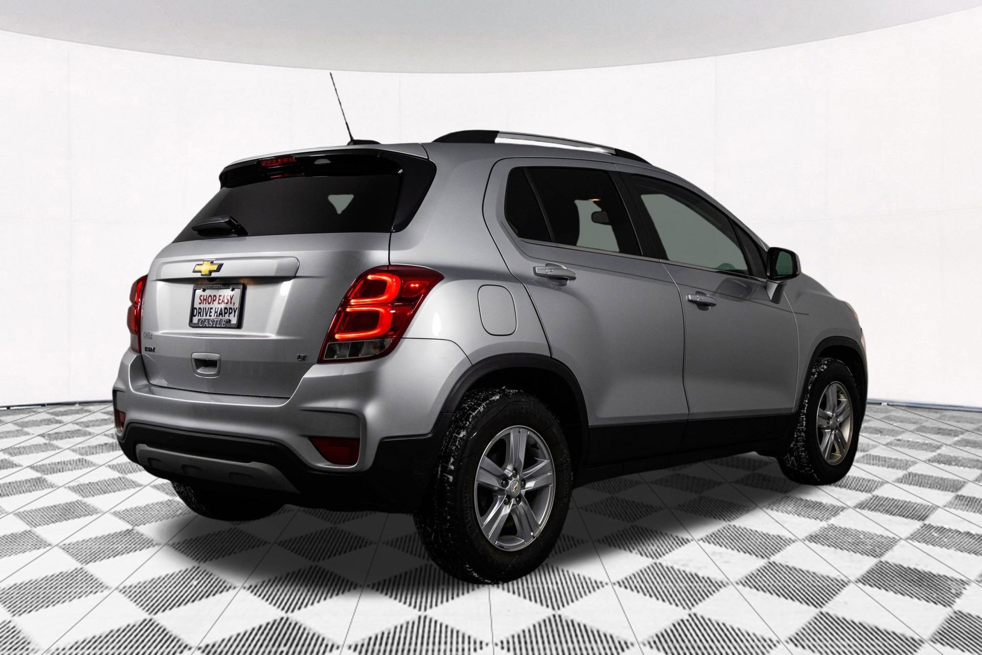 Used 2017 Chevrolet Trax LT w/ LT Convenience Package image 12