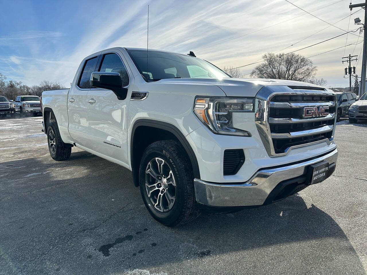Used 2020 GMC Sierra 1500 SLE w/ Trailering Package image 4