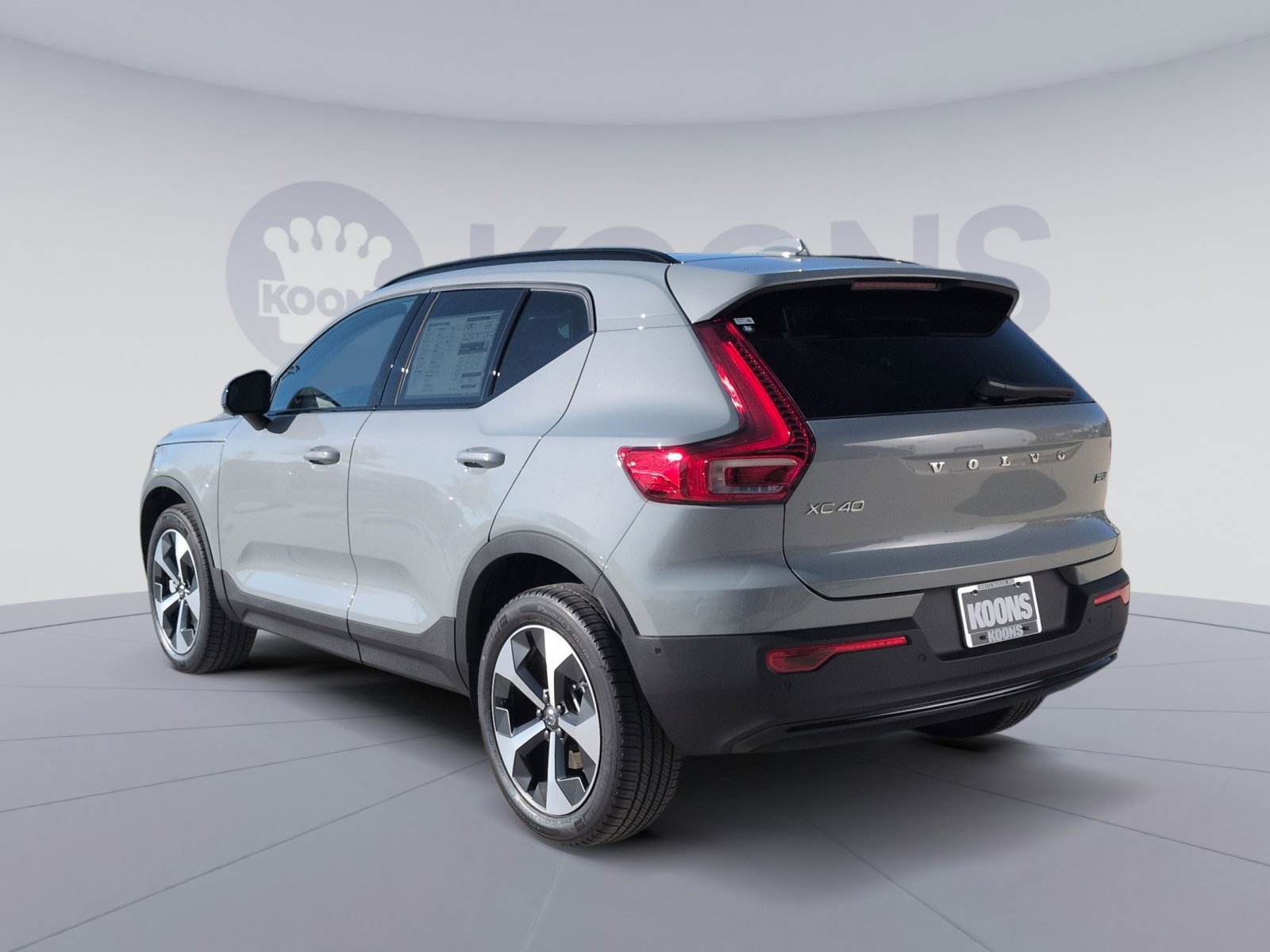 New 2026 Volvo XC40 B5 Plus w/ Protection Package Premier image 4