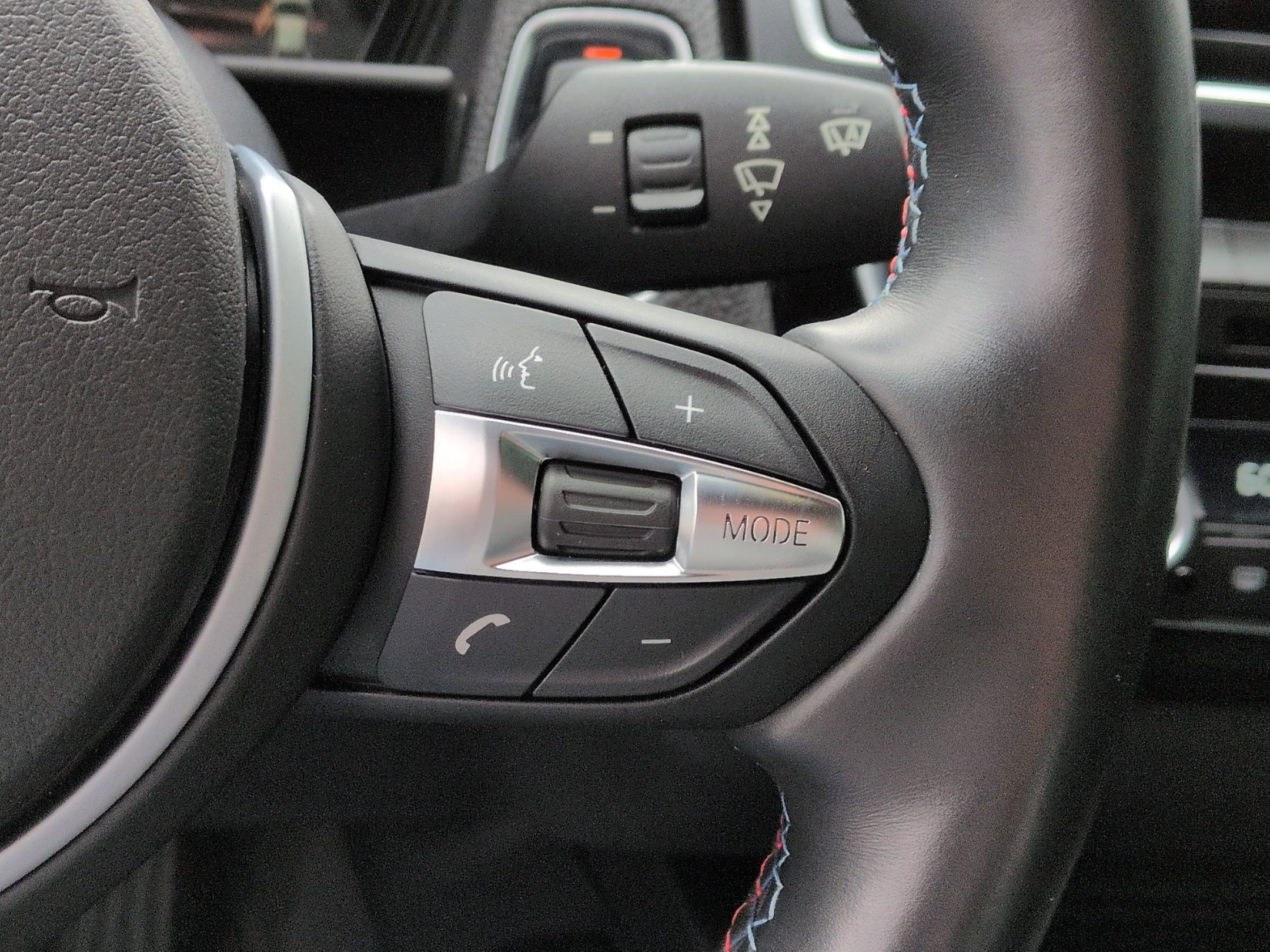 Used 2017 BMW M2 Base image 18