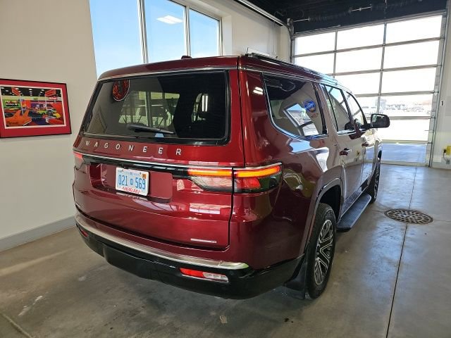 Used 2022 Jeep Wagoneer Series III w/ Flexible Seating Group image 5