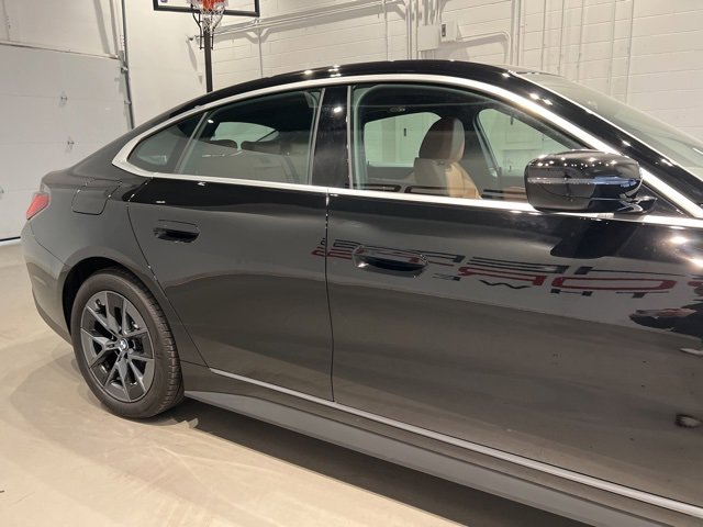 Used 2025 BMW i4 xDrive40i image 5