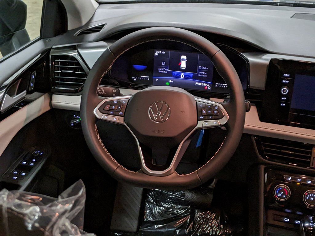 New 2026 Volkswagen Taos S image 13