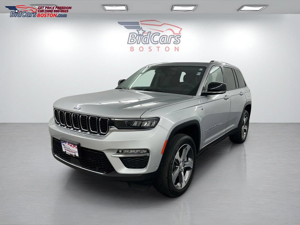 Used 2023 Jeep Grand Cherokee 4WD 4xe w/ Luxury Tech Group II image 1