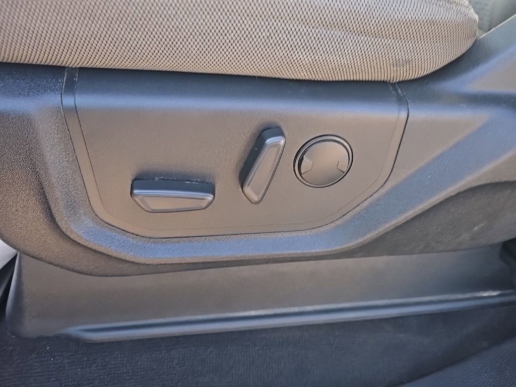 Used 2019 Ford F150 XLT w/ Equipment Group 302A Luxury AWD/4WD image 20