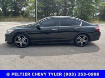 Used 2017 Honda Accord Sport image 5