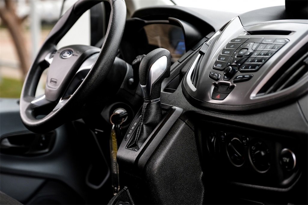 Used 2019 Ford Transit 350 XLT image 17