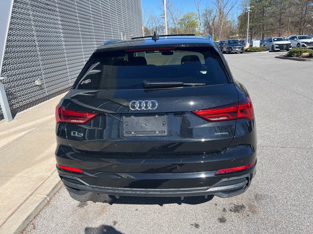 Used 2023 Audi Q3 2.0T Premium w/ Convenience Package image 28