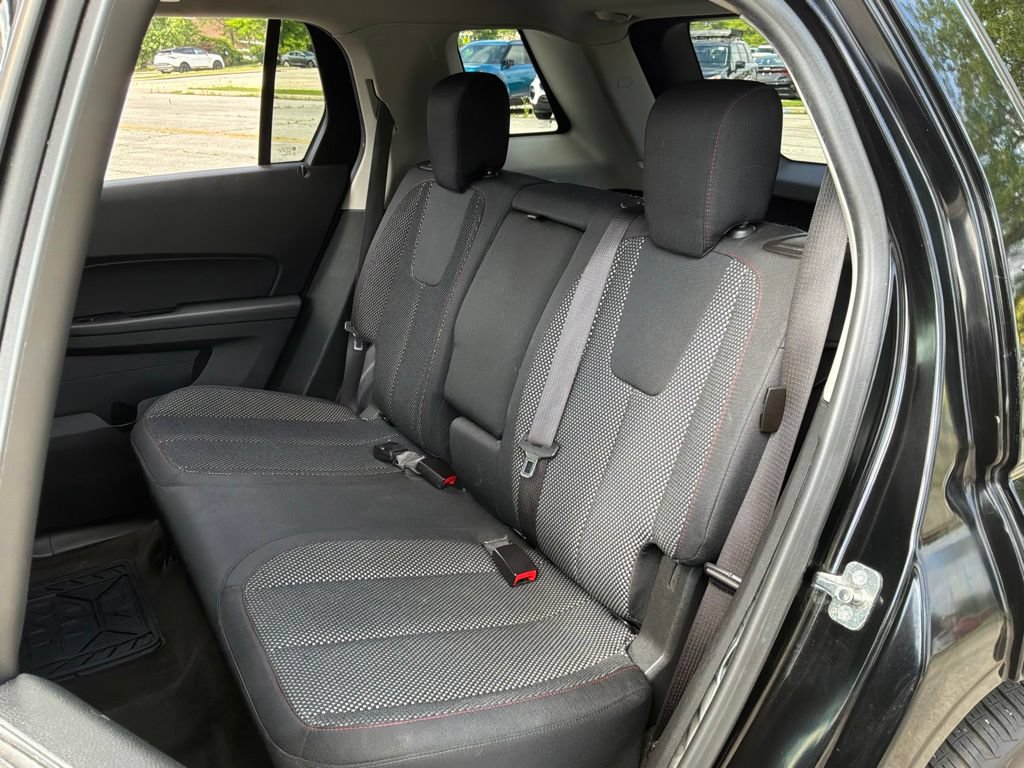 Used 2017 GMC Terrain SLE AWD/4WD image 17
