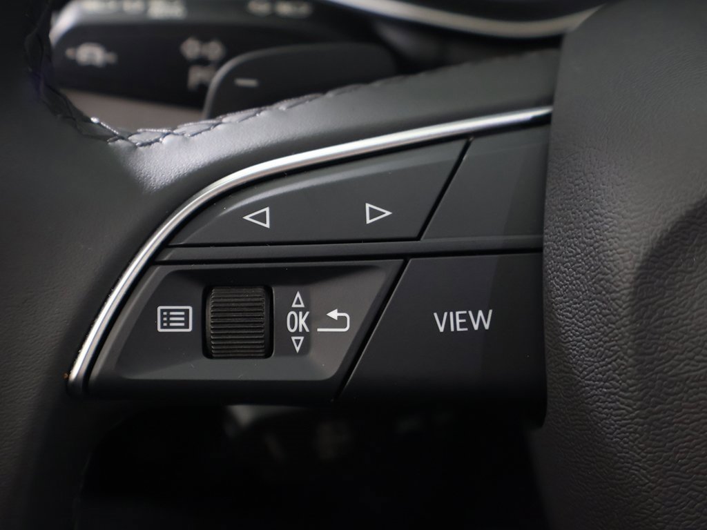 Used 2024 Audi Q5 e Premium Plus image 47