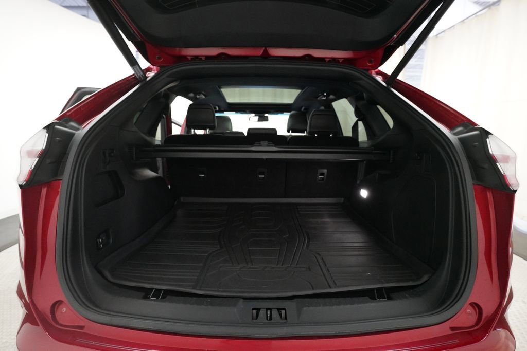 Used 2020 Ford Edge ST w/ Equipment Group 401A AWD/4WD image 10