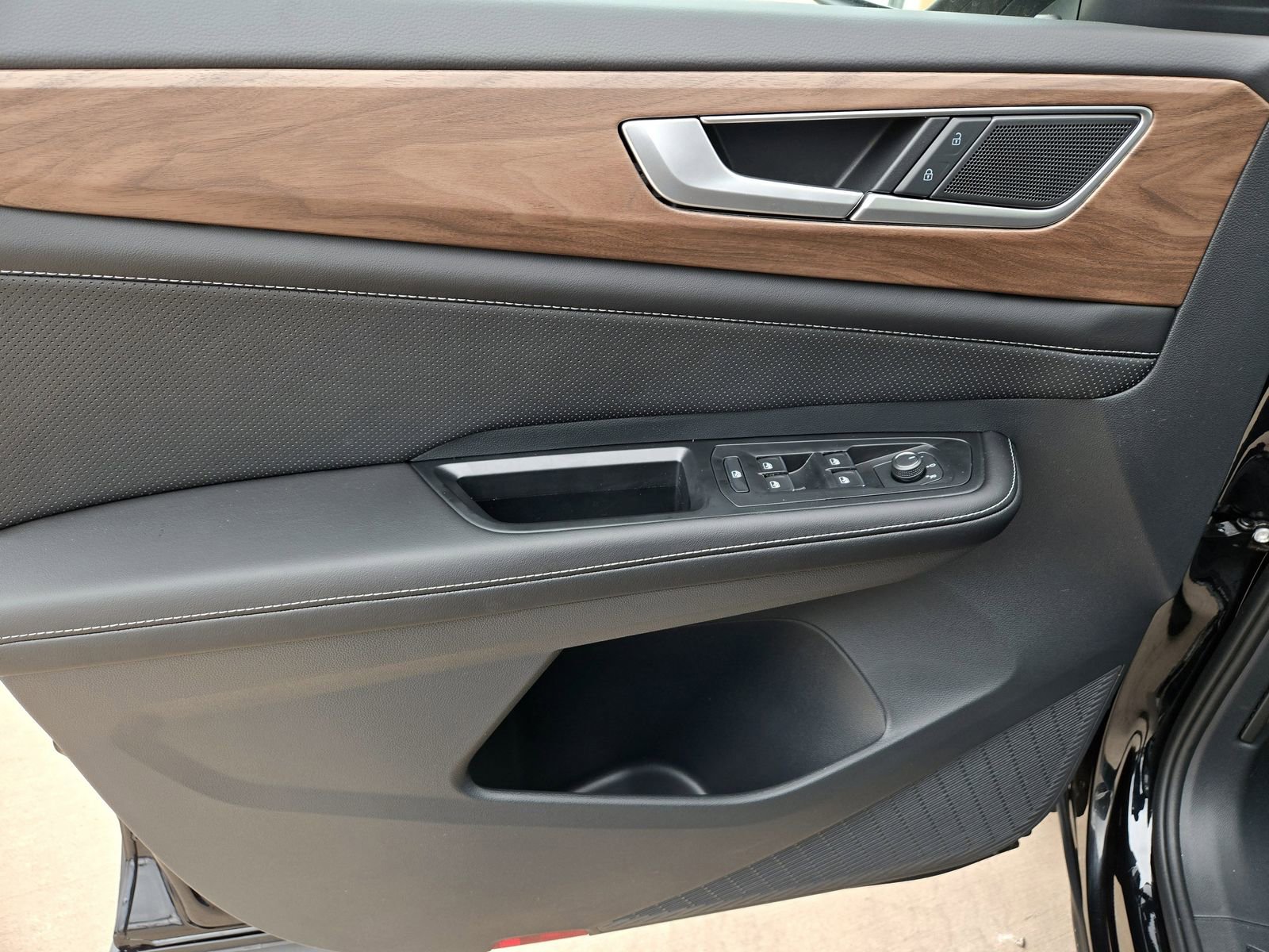 New 2026 Volkswagen Atlas SE image 19