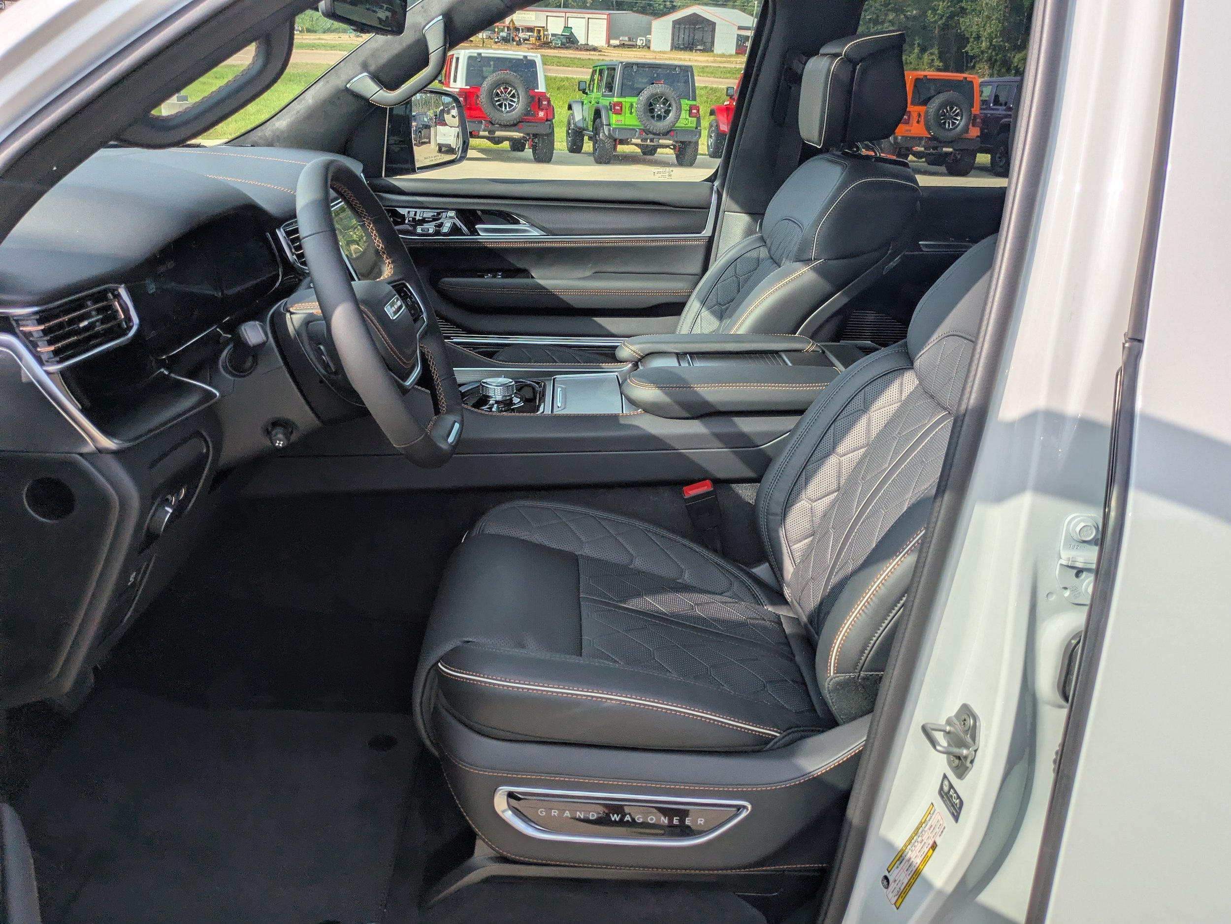 New 2026 Jeep Grand Wagoneer Summit AWD/4WD image 7