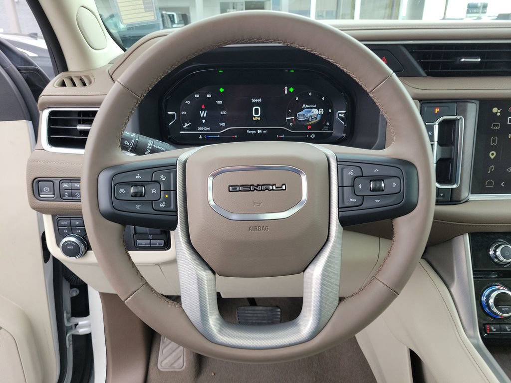Used 2023 GMC Yukon Denali w/ LPO, Floor Liner Package AWD/4WD image 23