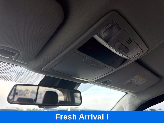 Used 2023 Toyota Tacoma SR AWD/4WD image 9