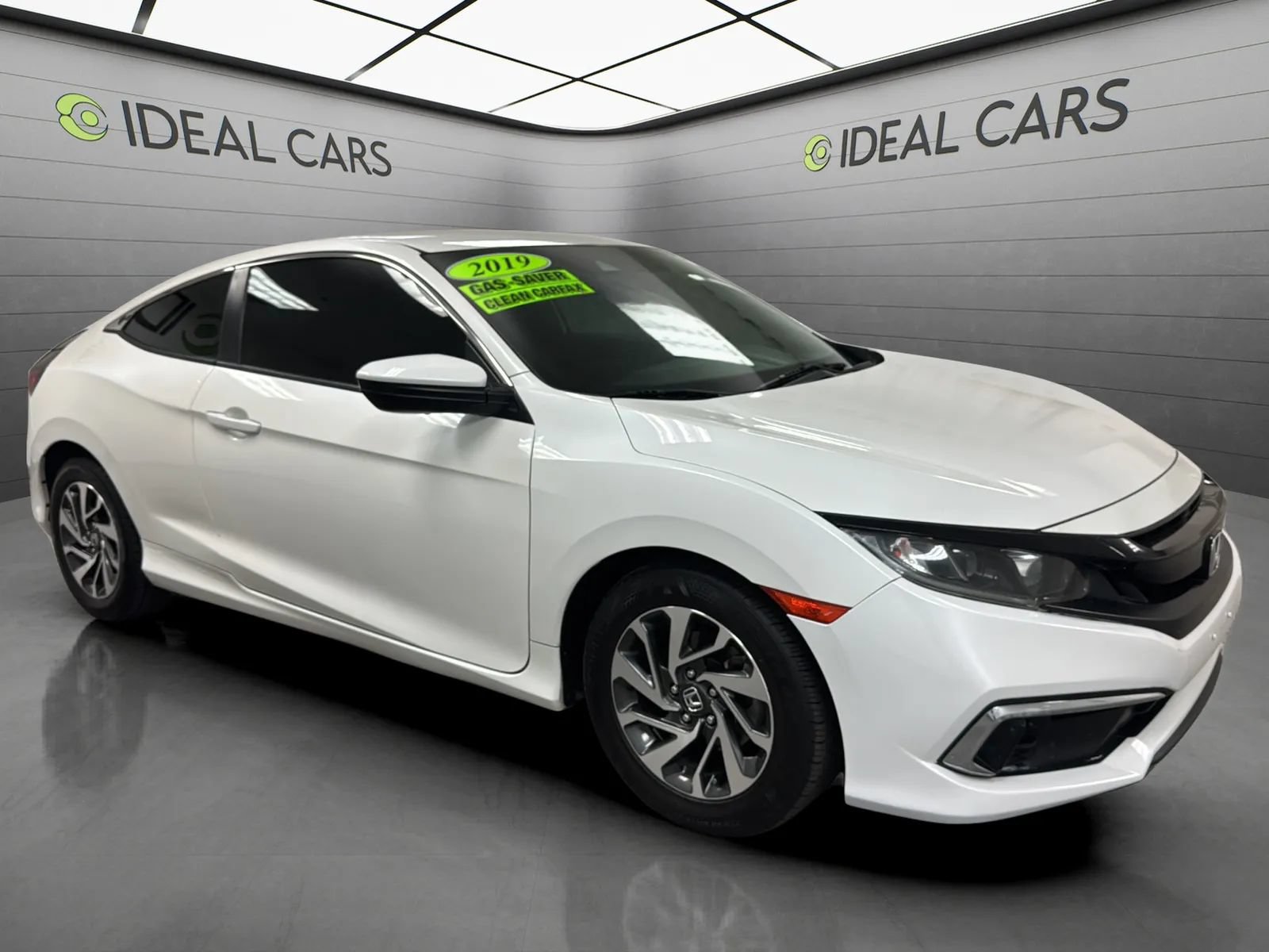 Used 2019 Honda Civic LX image 2