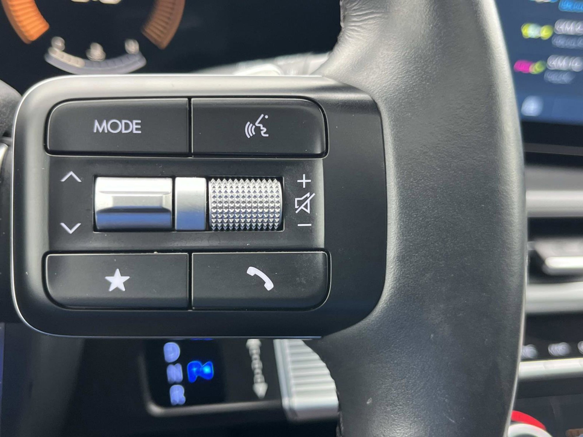 Used 2024 Hyundai Santa Fe XRT image 33