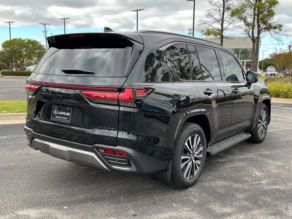 New 2026 Lexus LX 600 4WD w/ Interior Upgrade Package image 3