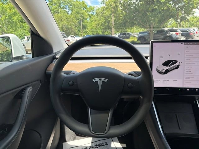 Used 2021 Tesla Model Y Long Range AWD/4WD image 15