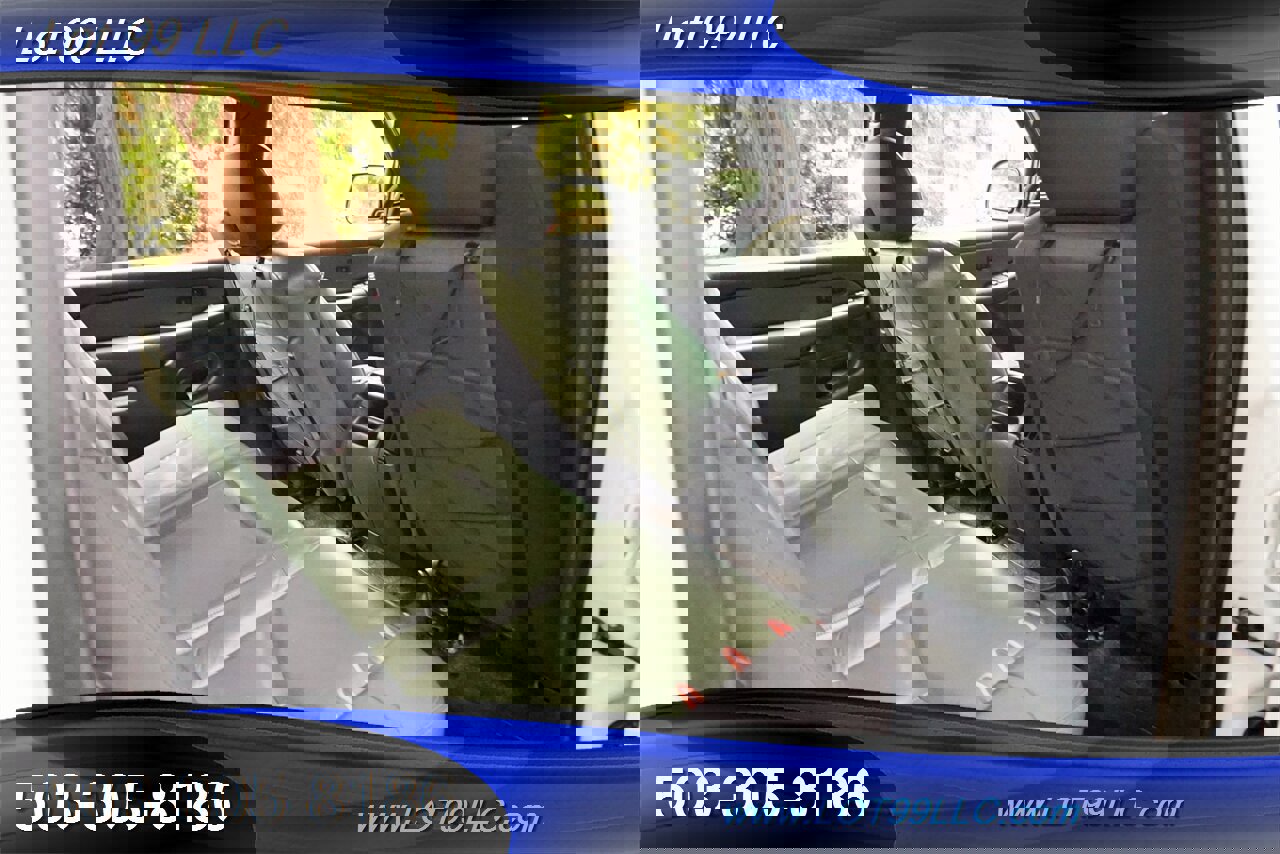 Used 2002 Chevrolet Avalanche 4x4 w/ North Face Edition image 16