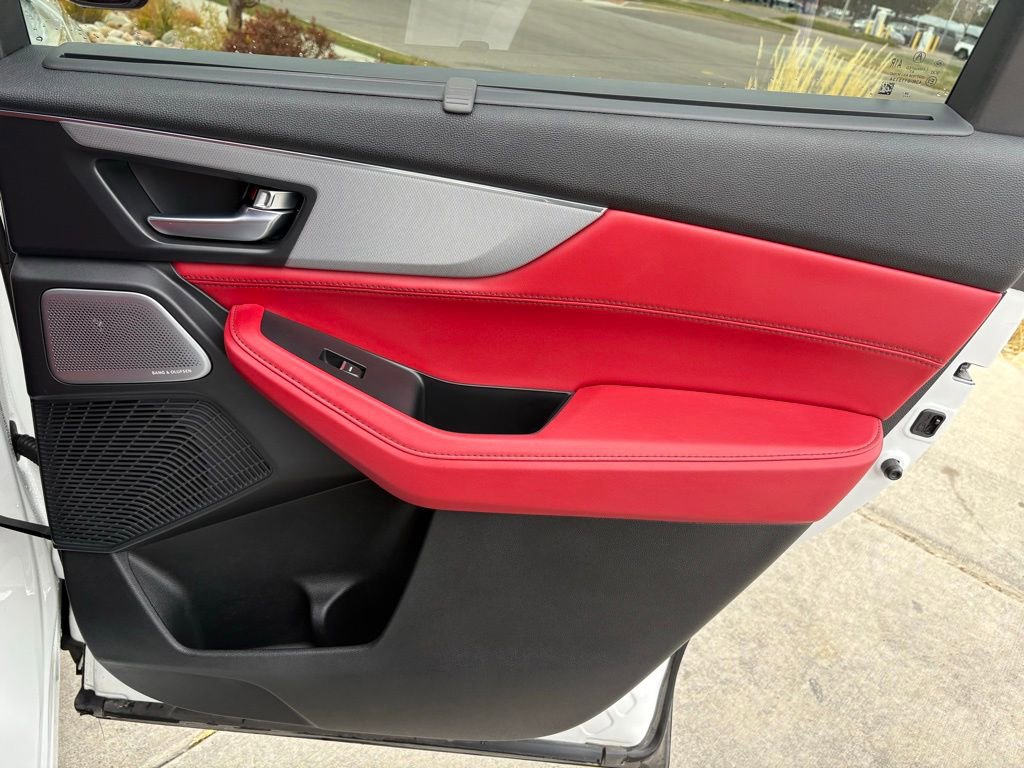 Used 2025 Acura MDX A-Spec image 31