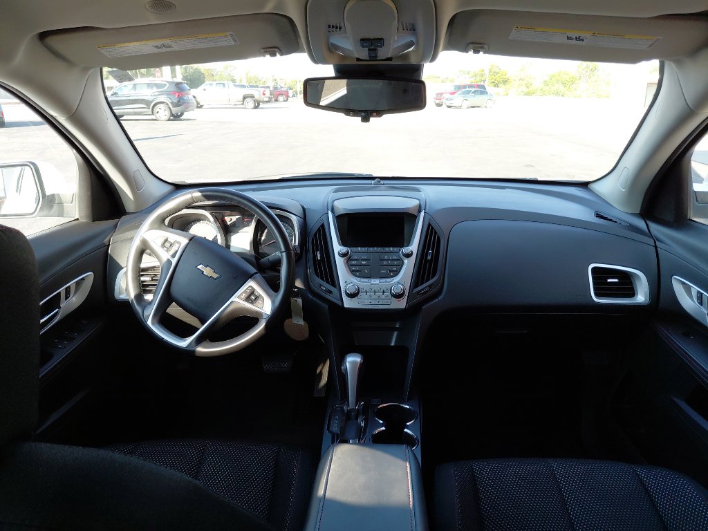 Used 2015 Chevrolet Equinox LT image 13