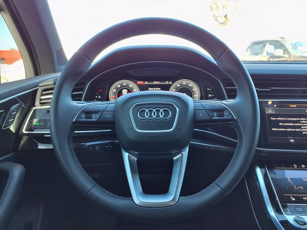 Used 2025 Audi Q7 2.0T Premium w/ Convenience Plus Package image 13