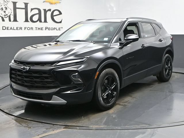 Used 2023 Chevrolet Blazer LT w/ Midnight/Sport Edition FWD image 32