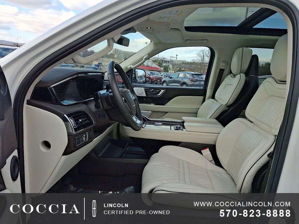 Certified 2024 Lincoln Navigator Black Label AWD/4WD image 13