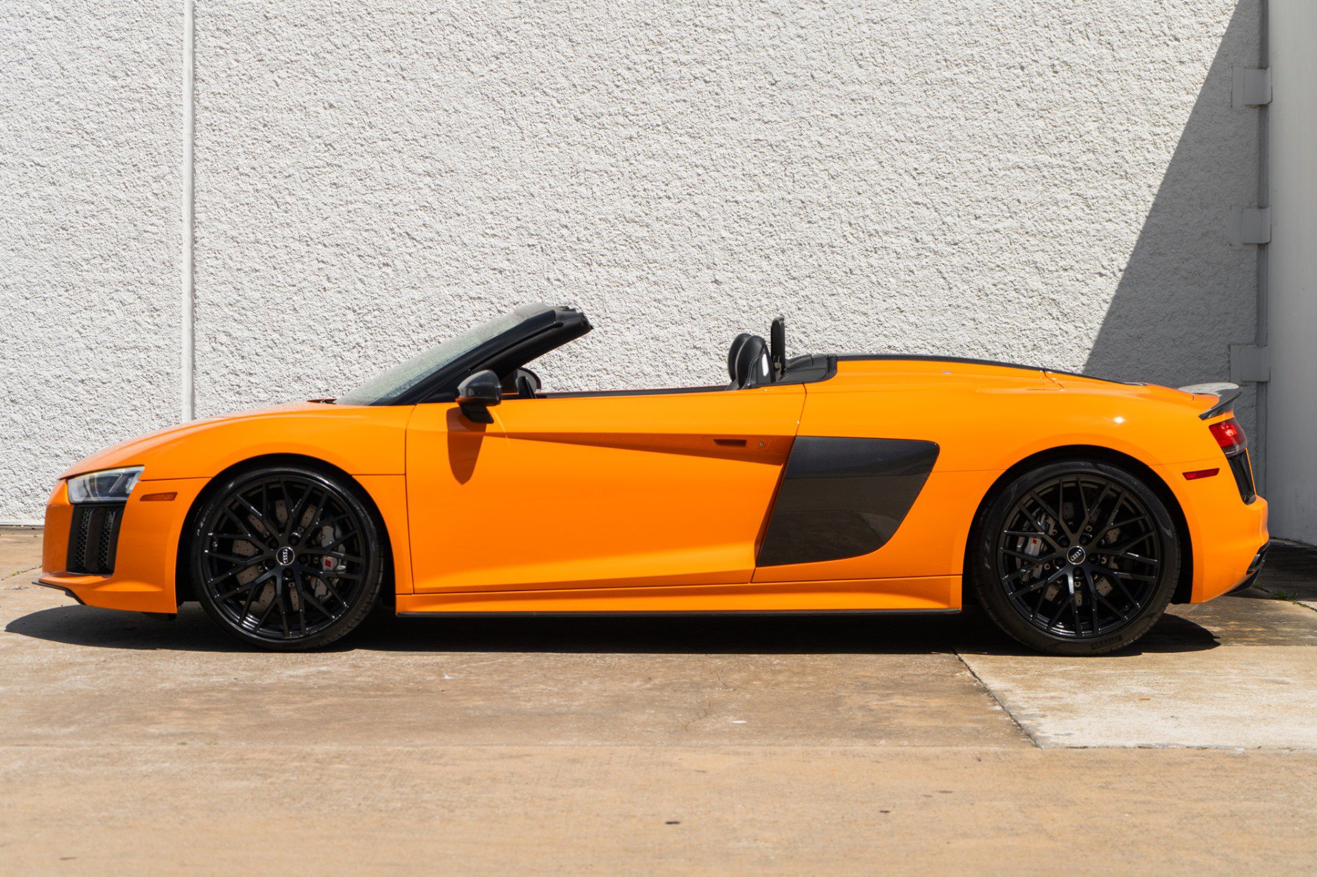 Used 2018 Audi R8 V10 plus image 6